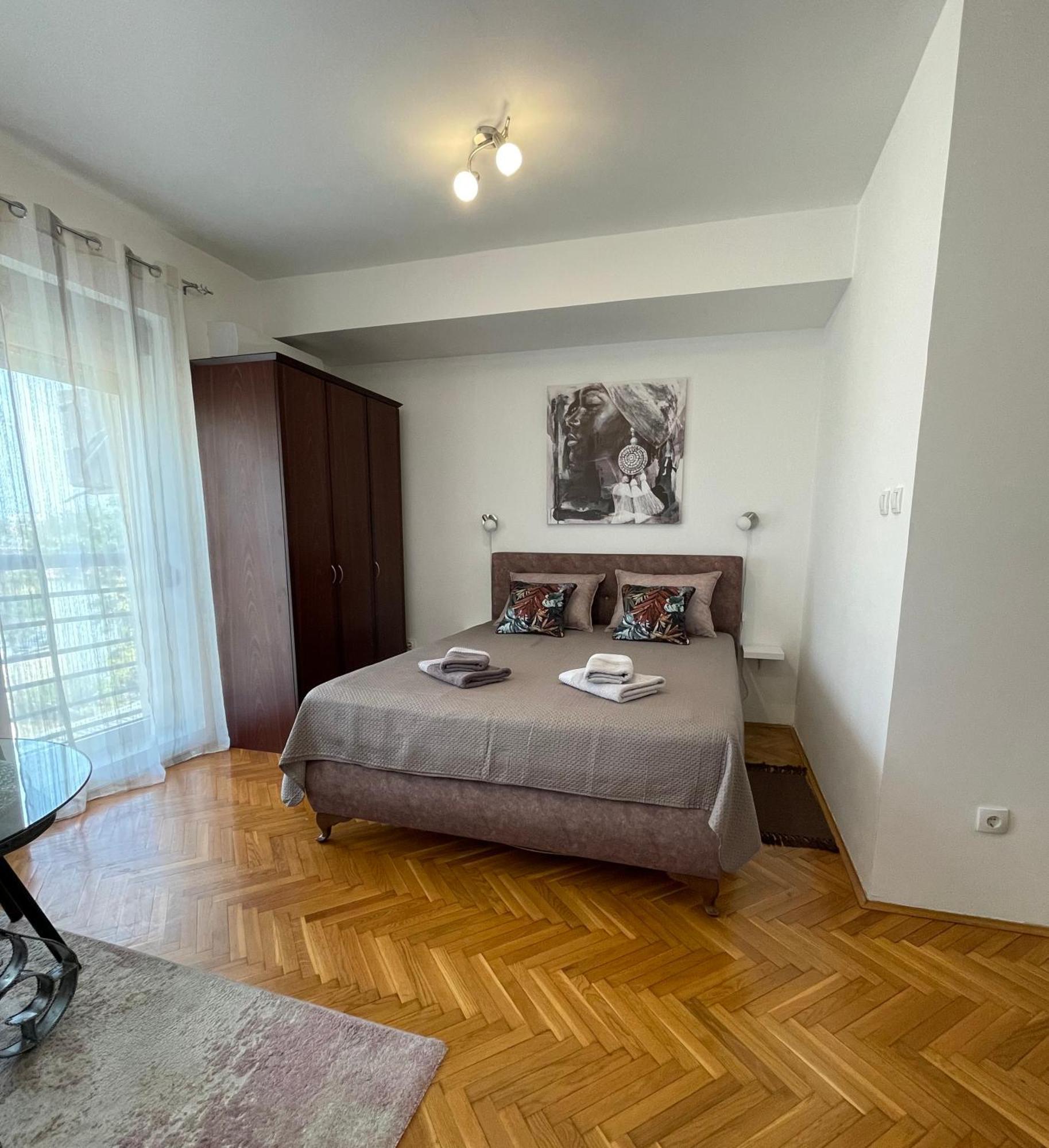 Apartmán Apartman 62 - Besplatan Gradski Parking - Novi Sad Exteriér fotografie